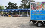 Berlokasi di Halaman Parkir 